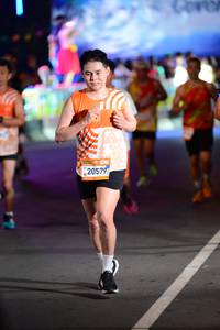 BIB: 20579
                            <button type="button" onclick="openModal(22885104)" class="btn btn-primary btn-sm float-right btn-popup" data-toggle="modal" data-target=".modal-high-quality">
                        <i class="fas fa-shopping-cart"></i> Add to Cart
                    </button>
                                            <button type="button" onclick="isThisMe(22885104, true)" class="btn btn-success btn-sm float-right btn-popup btn-isme hidden" data-toggle="tooltip" data-placement="bottom" title="นี่คือรูปของคุณใช่ไหม คลิกที่นี่เพื่อเอาเข้าอัลบั้ม">
                        <i class="fas fa-plus"></i> Add to album
                    </button>
                    <button type="button" onclick="isThisMe(22885104, false)" class="btn btn-warning btn-sm float-right btn-popup btn-isnotme hidden">
                        <i class="fas fa-ban"></i> Remove from album
                    </button>